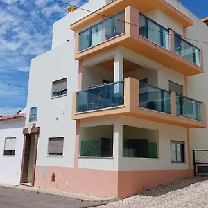Apartment Edificio Tomas, Ferragudo (Faro)